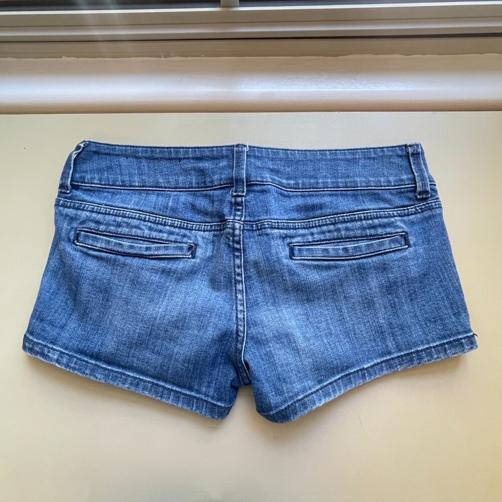 American Eagle Denim Shorts Blue Jean Stretch Size 2 - Picture 4 of 6